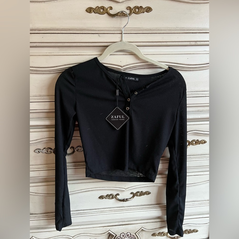 Cropped black button long sleeve from zaful NWT